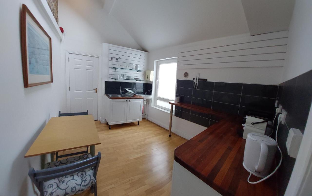 Daltons Bar Apartment Kinsale Luaran gambar